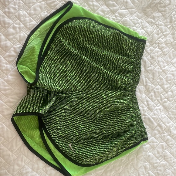 Nike Dri-Fit Short - Picture 2 of 4